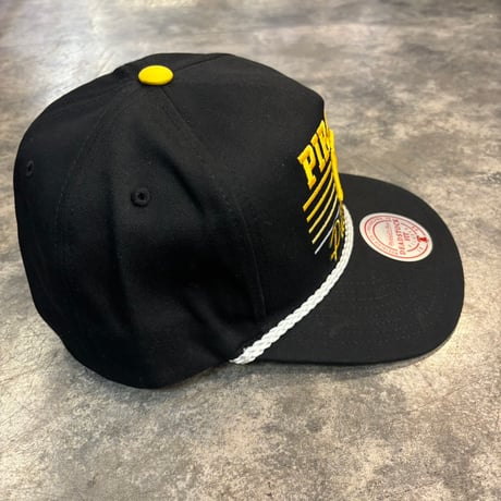 日本未発売モデル  Pittsburgh Pirates Mitchell & Ness Black Radiant Lines  BLACK M-24