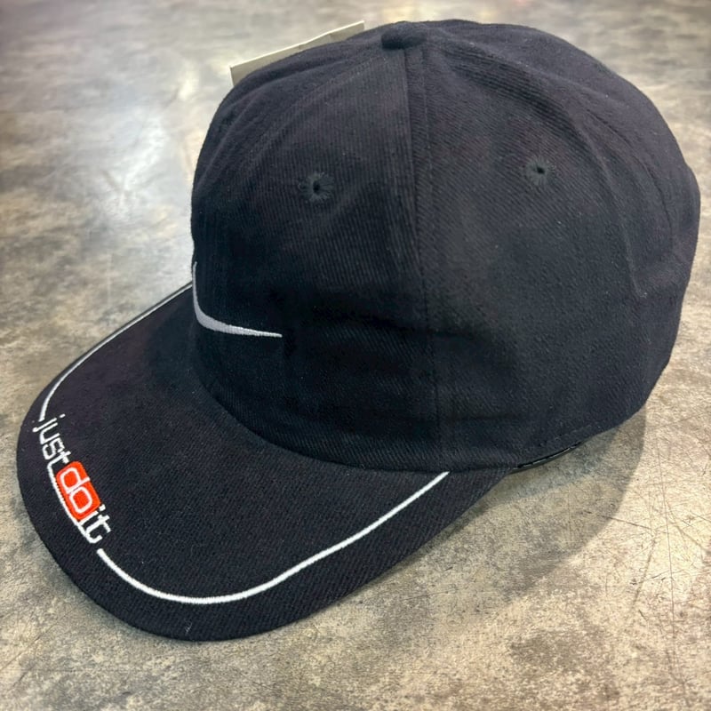 にょみ　Brook 魚刺繍パッチ付き黒キャップ 90's NIKE dead stock Swoosh LOGO BLACK N-174 |