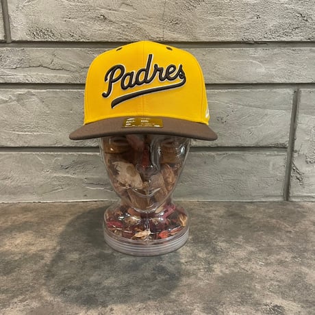 NIKE SanDiego PadresYELLOW/BROWN Cooperstown Collection Snapback DEEP  カーブバイザー N-128