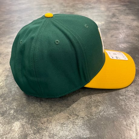 日本未発売モデル  NIKE× Oakland Athletics　TOW TONE GREEN/YELLOW　NIKE PRO DEEP  カーブバイザー N-69