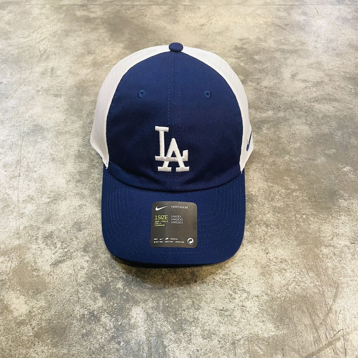 USA限定モデル NIKE ×LOSANGELS DOGERS MESH CAP N-38