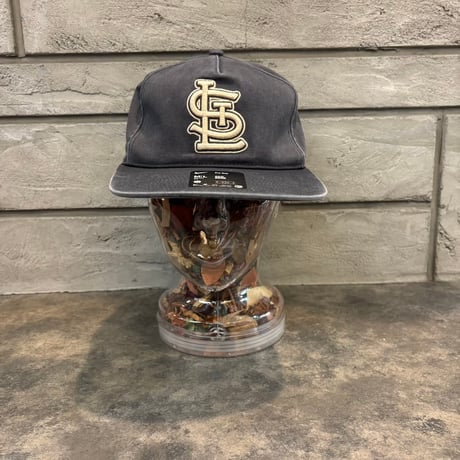 USA買付St. Louis Cardinals  Nike Monotone Pro Adjustable Hat - Anthracite N-204
