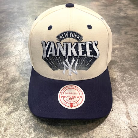 日本未発売モデル  Mitchell &Ness YANKEES collection カーブバイザー STONE/NAVY M-07