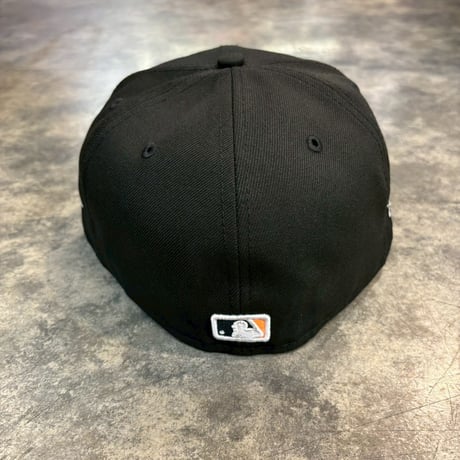 USA買付けNEWERA  REDSOX NEON world series  BLACK/ORENGE 7 2/159.6cm NEWERA-13