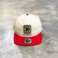 USA買付  NEW ERA × FRIENDS 30th Anniversary The Golfer Snapback Cap – White/Red　NEWERA-93