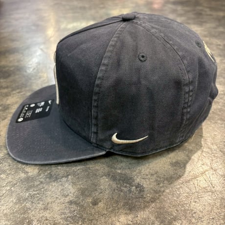 USA買付  NIKE× San Diego Padres Nike Monotone Pro Adjustable Hat N-183