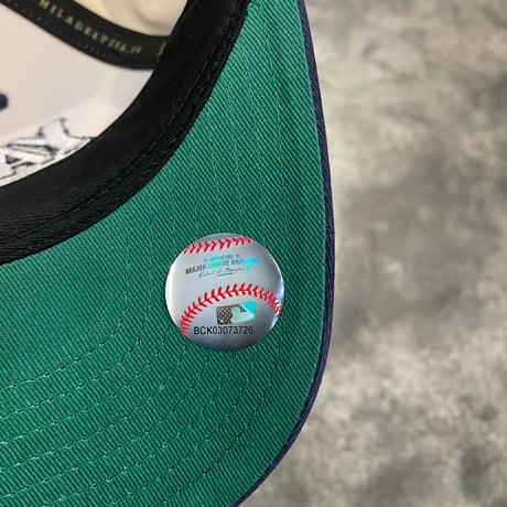 日本未発売モデル  Mitchell &Ness YANKEES collection カーブバイザー STONE/NAVY M-07