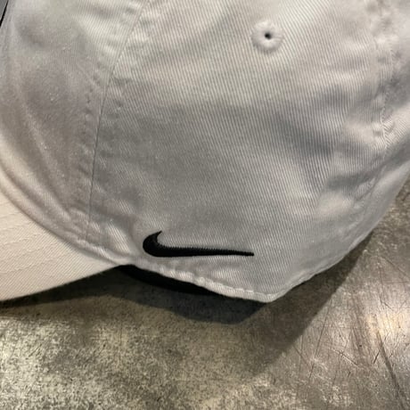 日本未発売モデル  NIKE× WHITE SOX LOGO WHITE Club Cap N-51