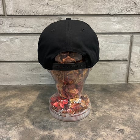 USA買付  New York Yankees 'Military Patch' Pre-Curved Golfer Snapback　NEWERA -52