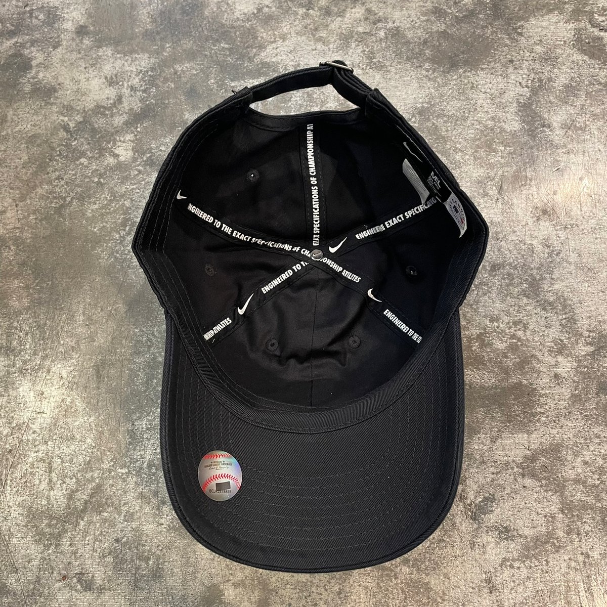 日本未発売モデル NIKE× WHITE SOX LOGO BLACK Club Cap N 日本未発売モデル NIKE× WHITE SOX LOGO BLACK Club Cap N