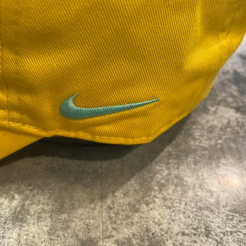 日本未発売モデル NIKE×San Diego Padres Club CAP YELLOW 日本未発売モデル NIKE×San Diego Padres Club CAP YELLOW