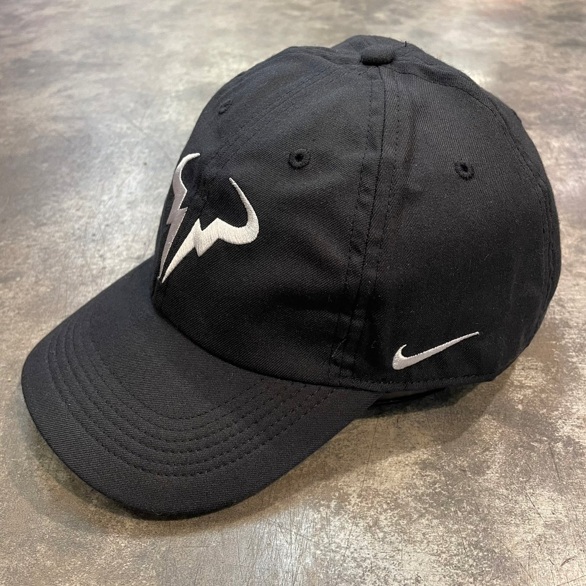 Nike グレー キャップ 調整可能　ナダル　Rafael Nadal 大勧め キャップ グレー Nike 調整可能 Nadal Rafael ナダル