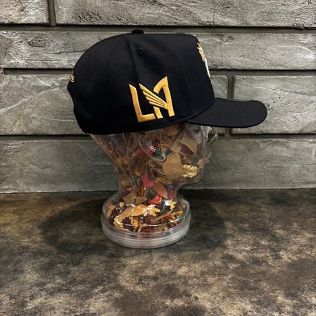 USA買付  LAFC Mitchell & Ness Playmaker Pro Pinch Snapback Hat - Black    M-30