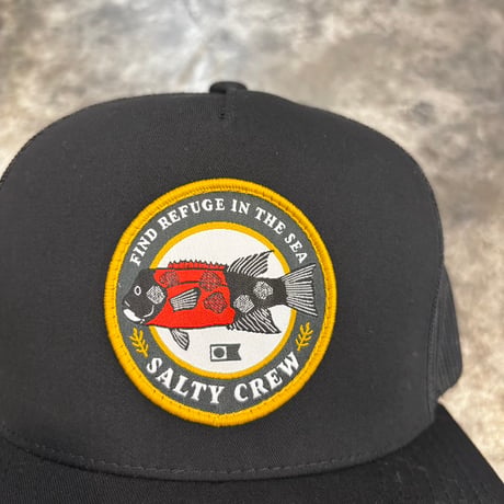USA買付 SALTY CREW FIND REFUGE IN THE SEA FISH PATCH TRUCKER SNAPBACK CAP BLACK　US-58