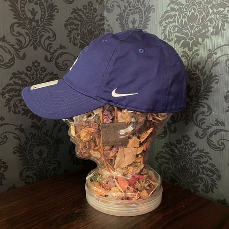 日本未発売モデル NIKE×LOSANGELS DODGERS Club CAP ROYAL N-22