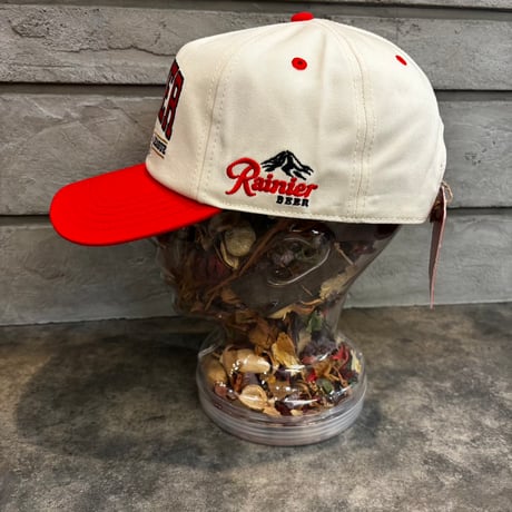 USA買付　AMERICAN NEEDLE × RAINIER BEER FOOTBALL LEAGUE SNAPBACK CAP AN-26