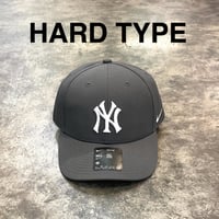 日本未発売モデル NIKE×NEWYORK YANKEES Club CAP GRAY  HARD TYPE N-114