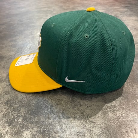 日本未発売モデル  NIKE× Oakland Athletics　TOW TONE GREEN/YELLOW　NIKE PRO DEEP  カーブバイザー N-69
