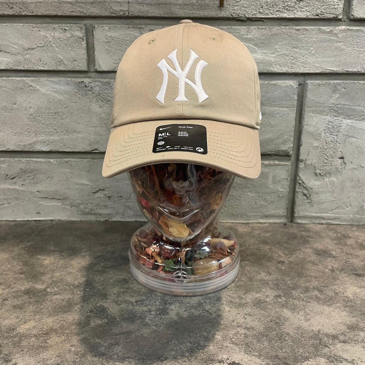 全国総量無料で Club YANKEES YORK NIKE×NEW 日本未発売モデル CAP BE カラー その他