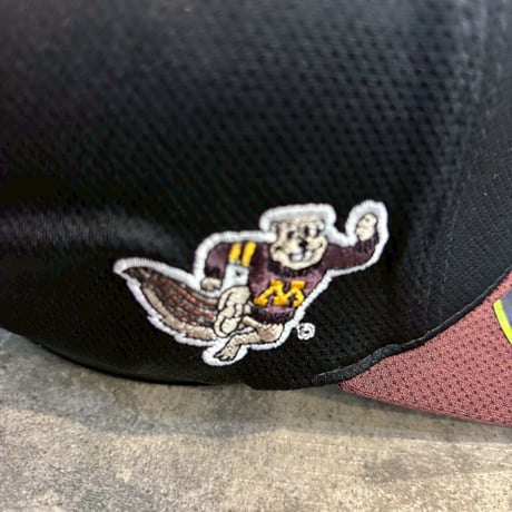 USA買付　University of MinnesotaMinnesota Golden GophersTop of the World Reflex Flex Hat - Orange US-40