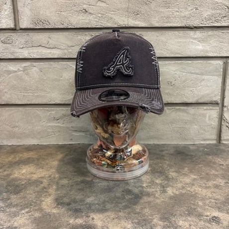 USA買付 Atlanta Braves 'Distressed And Worn' 9FORTY A-Frame NEWERA-54