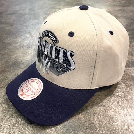 日本未発売モデル  Mitchell &Ness YANKEES collection カーブバイザー STONE/NAVY M-07