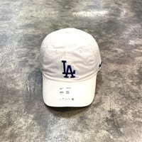 日本未発売モデル NIKE×LOSANGELS DODGERS Club CAP WHITE/ROYAL N-21