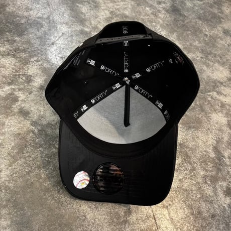 USA買付 NEW ERA Chicago White Sox Crystal Heart Edition Black  9FORTY A-Frame  NEWERA-66