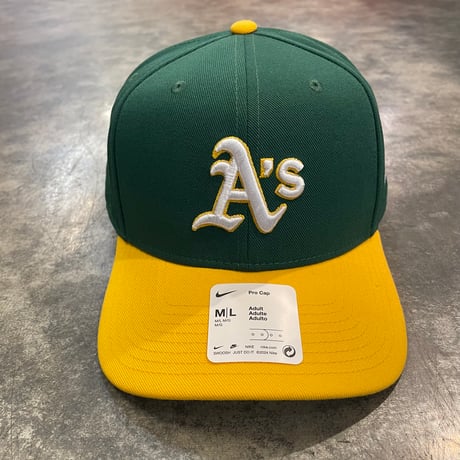 日本未発売モデル  NIKE× Oakland Athletics　TOW TONE GREEN/YELLOW　NIKE PRO DEEP  カーブバイザー N-69