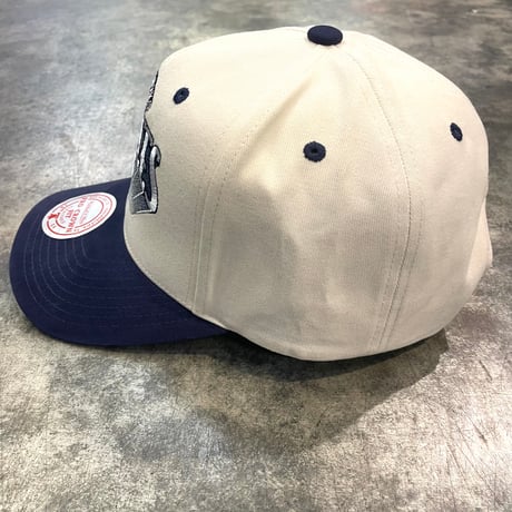 日本未発売モデル  Mitchell &Ness YANKEES collection カーブバイザー STONE/NAVY M-07
