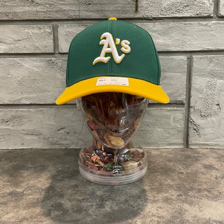 日本未発売モデル  NIKE× Oakland Athletics　TOW TONE GREEN/YELLOW　NIKE PRO DEEP  カーブバイザー N-69