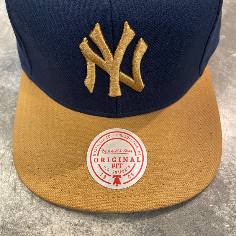 日本未発売モデル Mitchell &Ness YANKEES collection カーブ