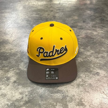 NIKE SanDiego PadresYELLOW/BROWN Cooperstown Collection Snapback DEEP  カーブバイザー N-128