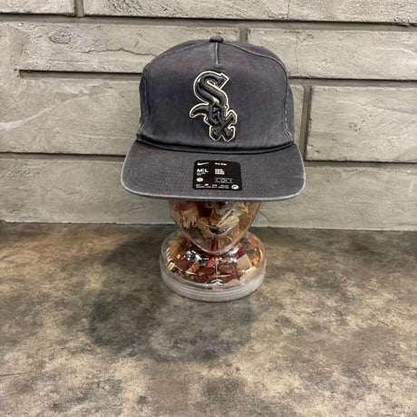 USA買付 Chicago white sox Nike Monotone Pro Adjustable Hat - Anthracite N-194