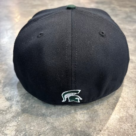 USA買付　Michigan State Spartans Top of the World Team Color Two-Tone Fitted Hat - Black/Green US-43