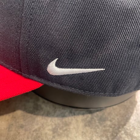 日本未発売モデル  NIKE× Boston Red Sox　TOW TONE NAVY/RED　NIKE PRO DEEP  カーブバイザー N-97