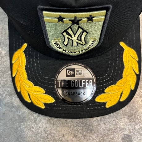 USA買付  New York Yankees 'Military Patch' Pre-Curved Golfer Snapback　NEWERA -52