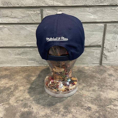 日本未発売モデル  Mitchell &Ness Yankees  Collection カーブバイザー  M-16