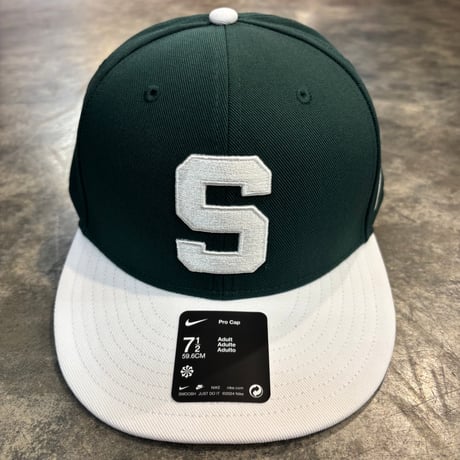 USA買付  Michigan State Spartans Nike Two-Tone Primetime Performance Fitted Hat - Green/White  N-189