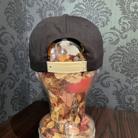 PARLEZ NAVIGATOR 6 Panel Cap Black/BEIGE
