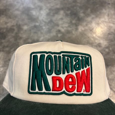 USA買付 Mountain Dew Retro Golfer Snapback Hat - Cream　US-52