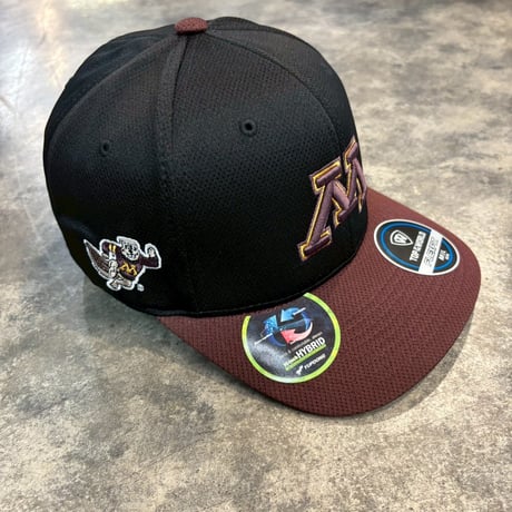 USA買付　University of MinnesotaMinnesota Golden GophersTop of the World Reflex Flex Hat - Orange US-40