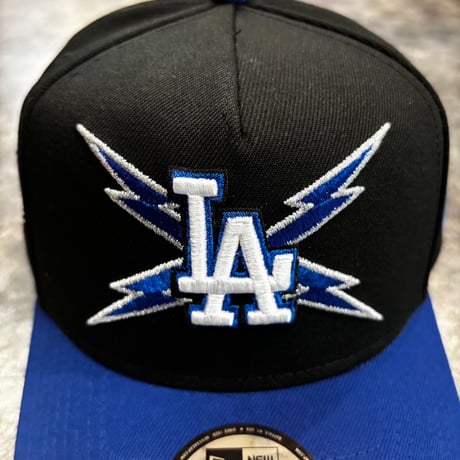USA買付  Los Angeles Dodgers Lightning Logo 9FORTY A-Frame Adjustable Cap Black/Royal Blue 　NEWERA -83