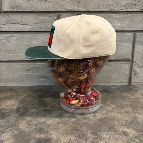 USA買付 Mountain Dew Retro Golfer Snapback Hat - Cream　US-52