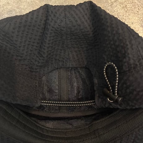 Round Cap  confidence studio BLACK J-01