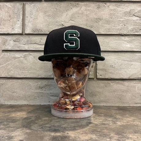 USA買付　Michigan State Spartans Top of the World Team Color Two-Tone Fitted Hat - Black/Green US-43
