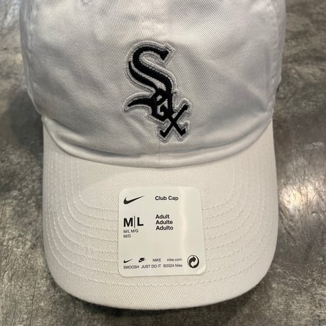 日本未発売モデル  NIKE× WHITE SOX LOGO WHITE Club Cap N-51