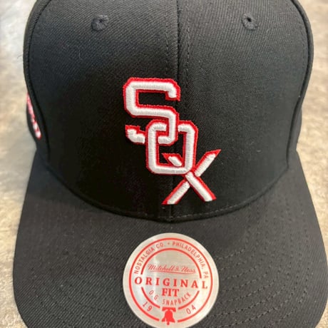 日本未発売モデル  Mitchell &Ness  white sox   black  M-22