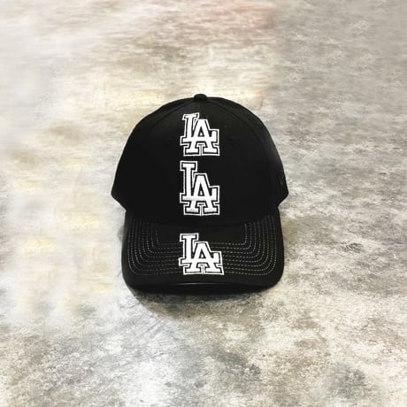USA買付　New Era LA Multi Logo 9FORTY Cap - Black  NEWERA-70