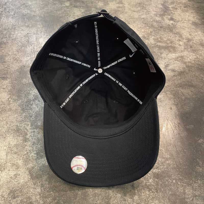 日本未発売モデル NIKE×NEW YORK YANKEES Club CAP カラー/BL 日本未発売モデル NIKE×NEW YORK YANKEES Club CAP カラー/BL